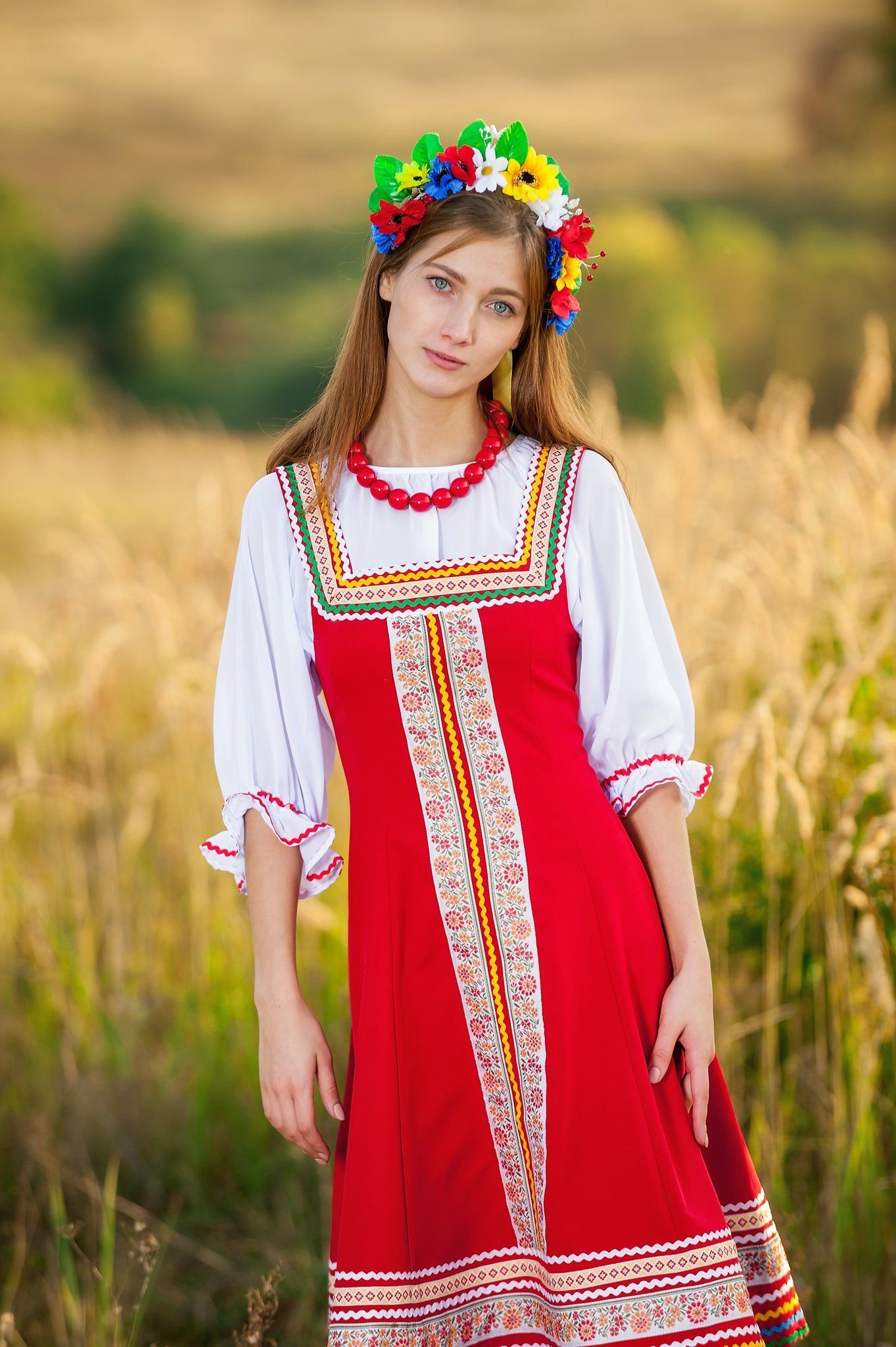 Women in Slavic costumes in Seattle